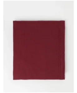 Cheapest โญ Heritage Elizabeth Hemstitch Tablecloth Berry ๐งจ